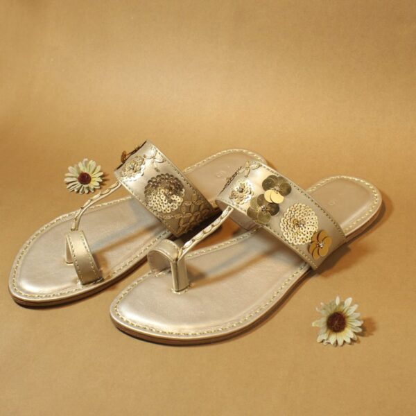 Kolhapuri Ladies Chappal