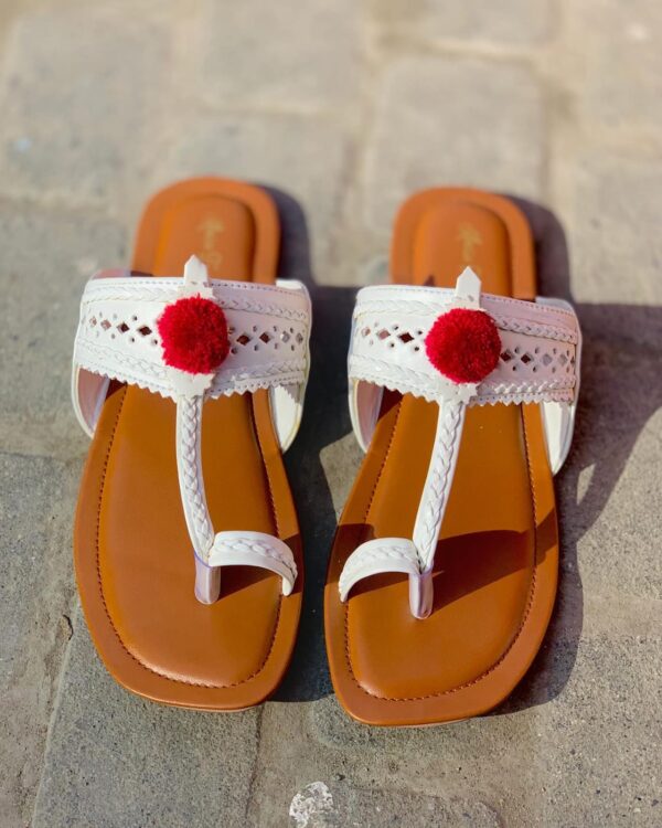 White Indian Ladies Kolhapuri Chappal - Image 2