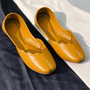 Yellow Pointed Khussa
