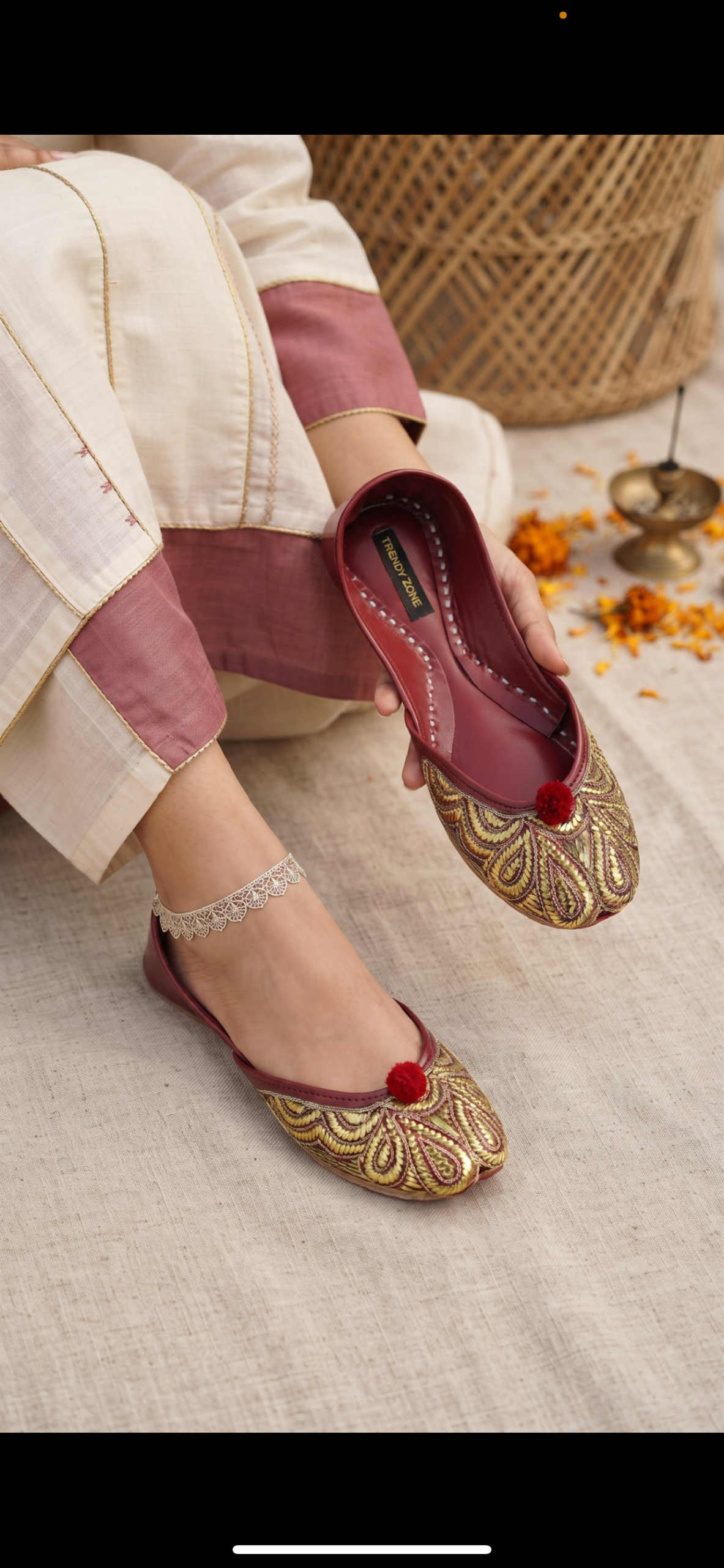 Royal Maroon Embroidered Khussa - Image 2