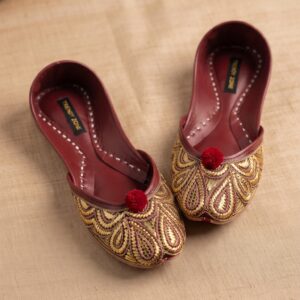 Royal Maroon Embroidered Khussa