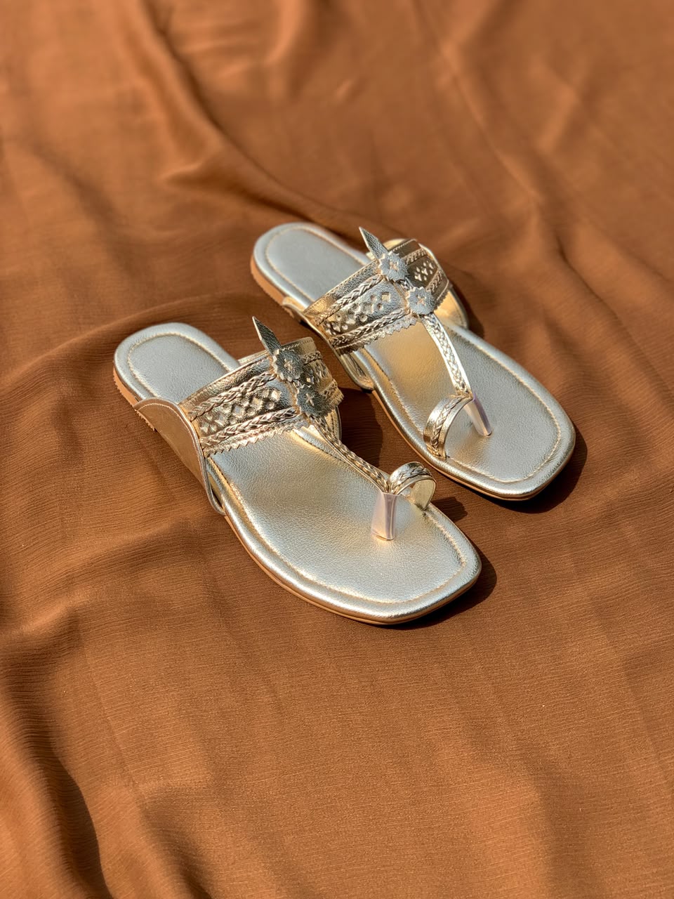 Indian Kolhapuri Chappal - Image 2