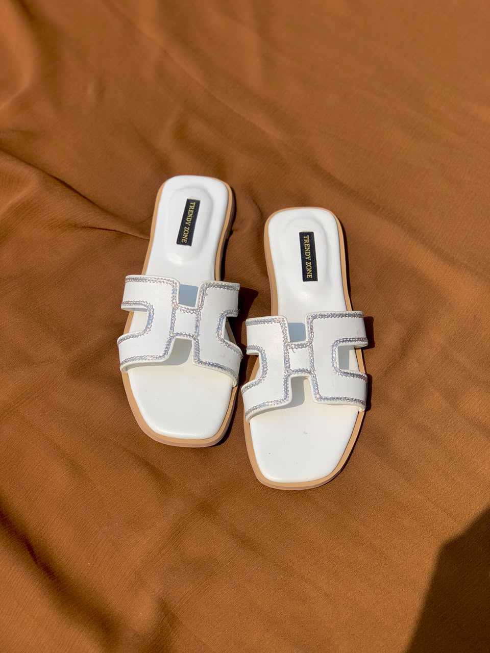 White H Comfort Ladies Chappal - Image 2